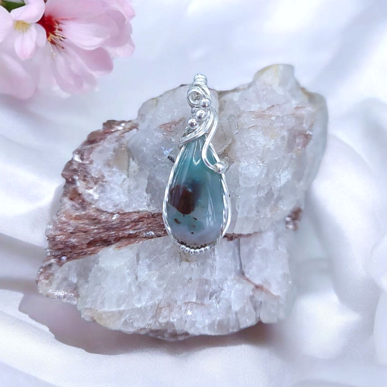 Sterling Silver Aqua Chrysoprase Pendant