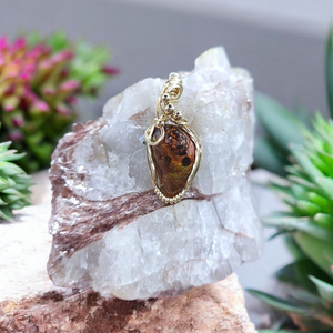 14K Gold Fire Agate Mini Pendant