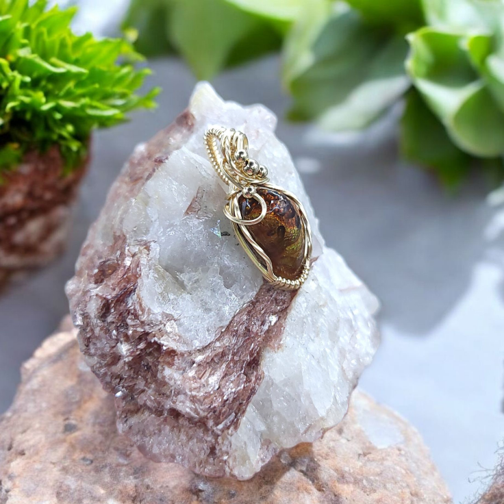 14K Gold Fire Agate Mini Pendant