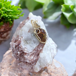 14K Gold Fire Agate Mini Pendant