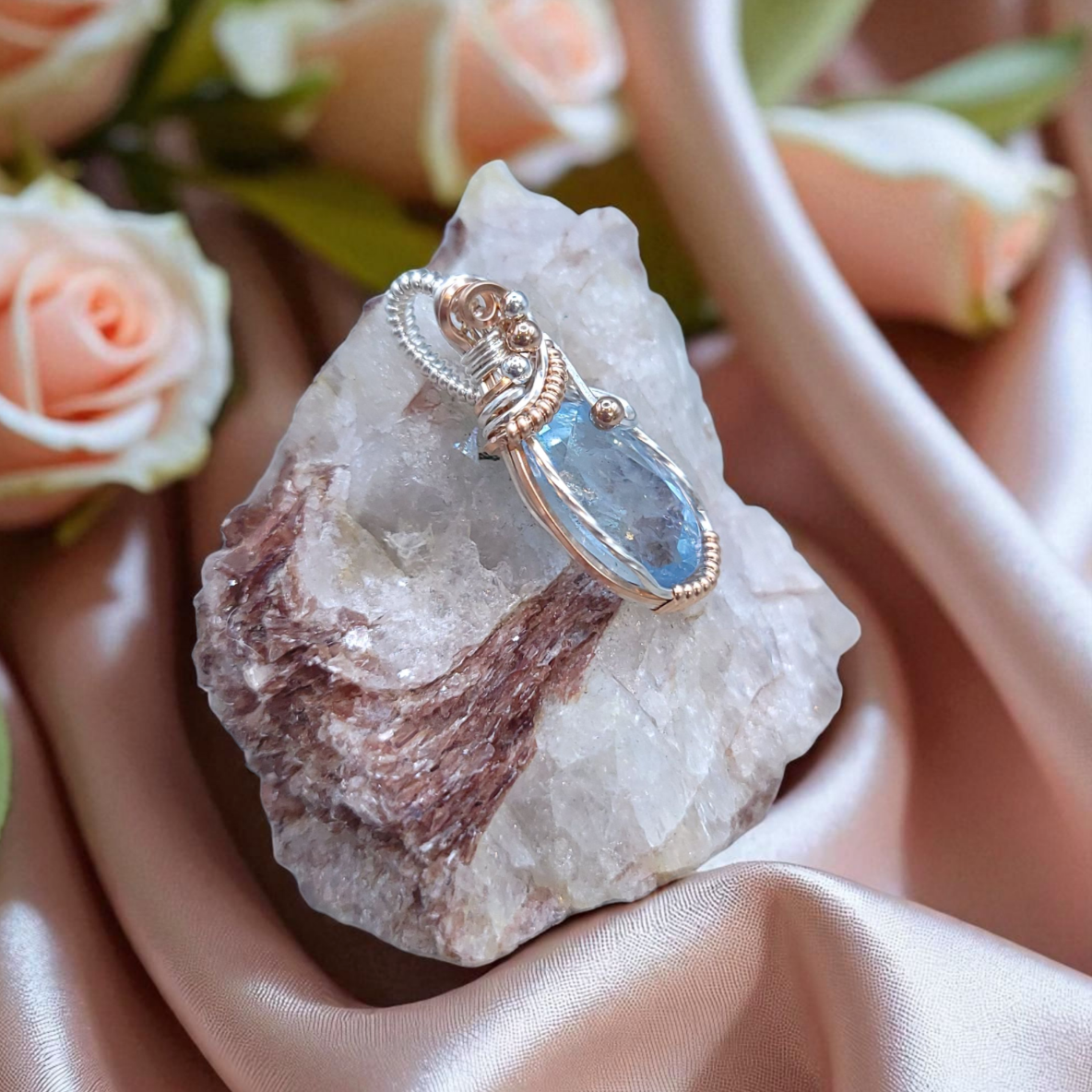 Mixed Metal AAA Aquamarine Pendant
