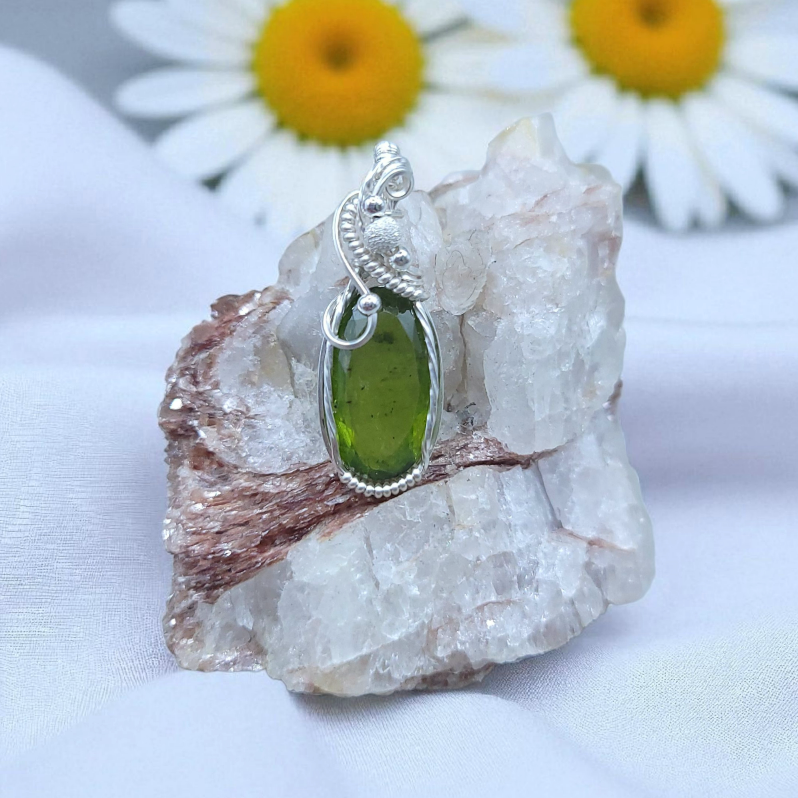 Sterling Silver Peridot Pendant