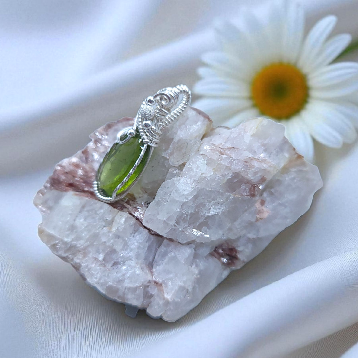 Sterling Silver Peridot Pendant