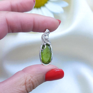 Sterling Silver Peridot Pendant