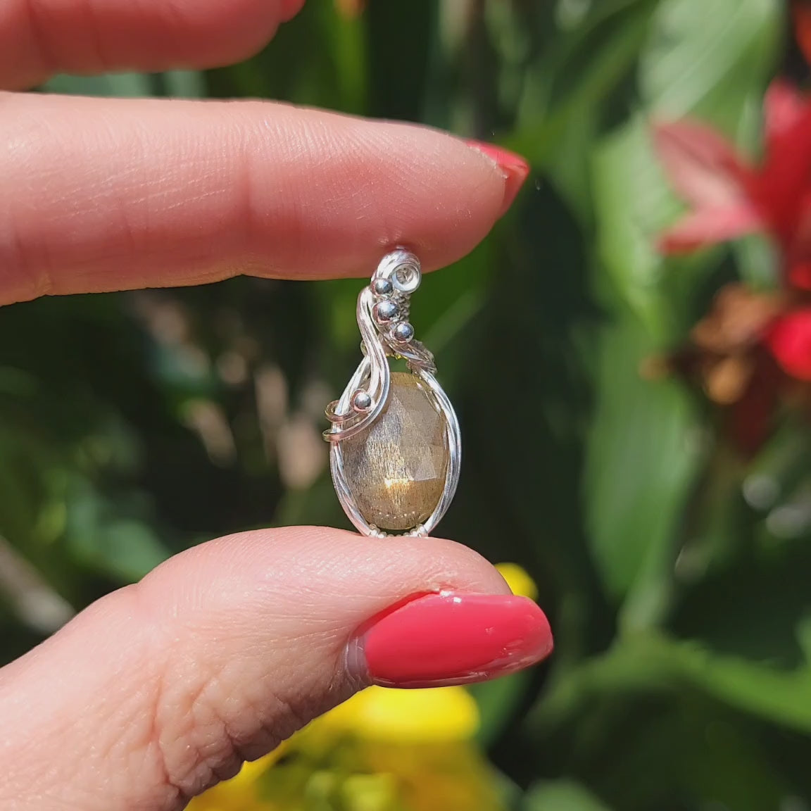 Sterling Silver Sunstone Pendant