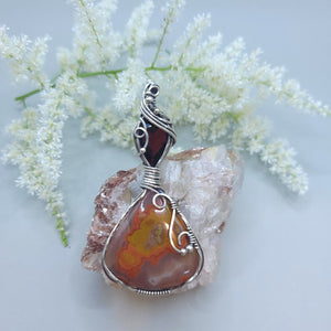 Antique Sterling Silver Moroccan Seam Agate/Garnet Pendant