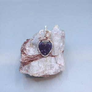 Mixed Metal Iolite Sunstone Heart Pendant