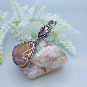 Antique Sterling Silver Moroccan Seam Agate/Garnet Pendant